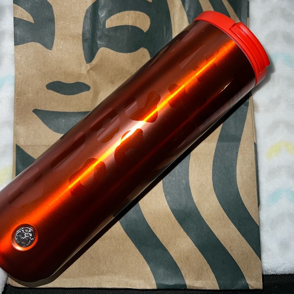 Starbucks Accessories - 🐆Starbucks Rare Red Glossy Leopard